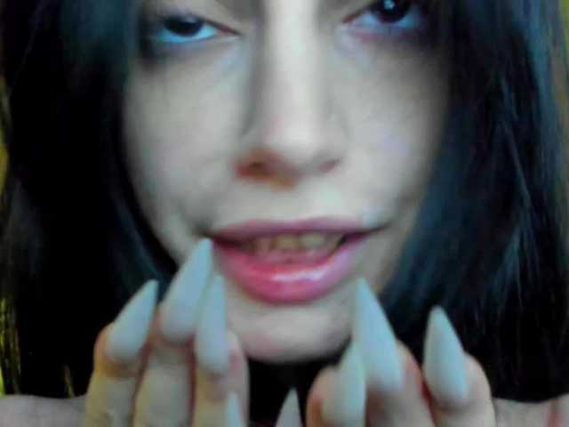 lesyalis live cam on BongaCams