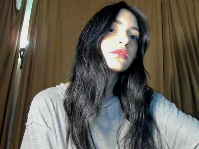 lesyalis live cam on BongaCams