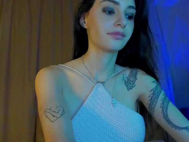 lesyalis live cam on BongaCams
