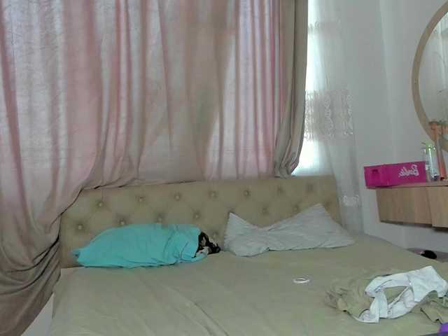 lesyalis live cam on BongaCams