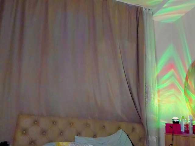 lesyalis live cam on BongaCams