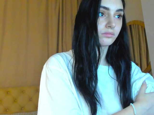 lesyalis live cam on BongaCams