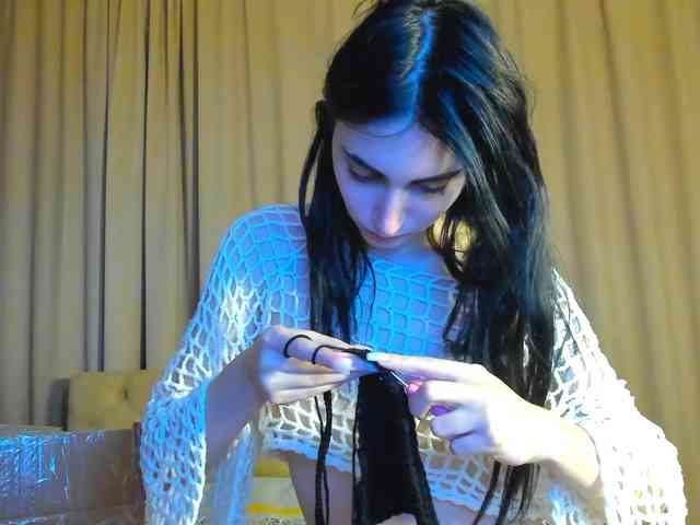 lesyalis Live Webcam on BongaCams