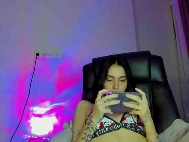 lesyalis's live room