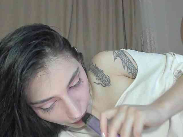 Lesyalis's live stream