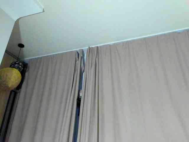 lesyalis webcam