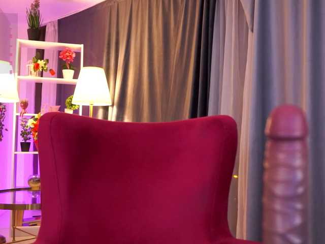 NayraZahra's BongaCams show and profile