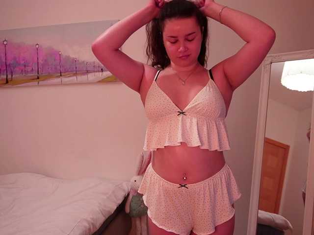 rizzcaprice live cam on BongaCams
