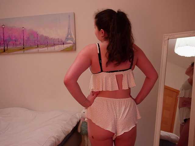 rizzcaprice live cam on BongaCams