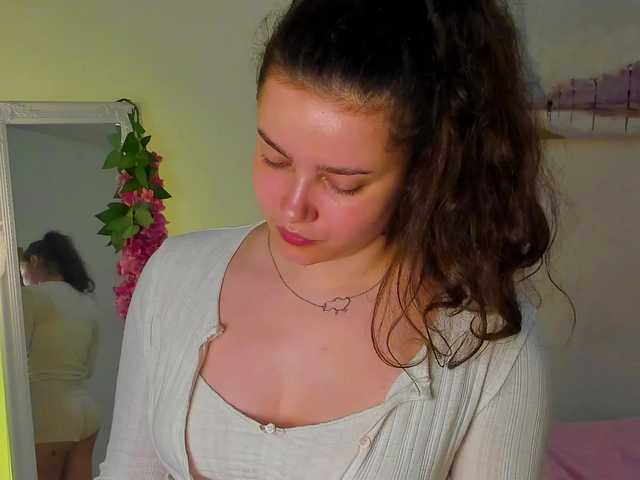 rizzcaprice live cam on BongaCams