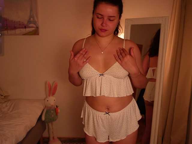 rizzcaprice live cam on BongaCams