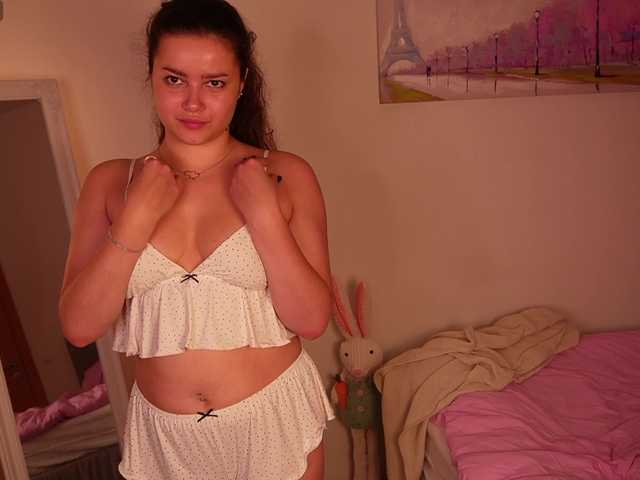 rizzcaprice live cam on BongaCams