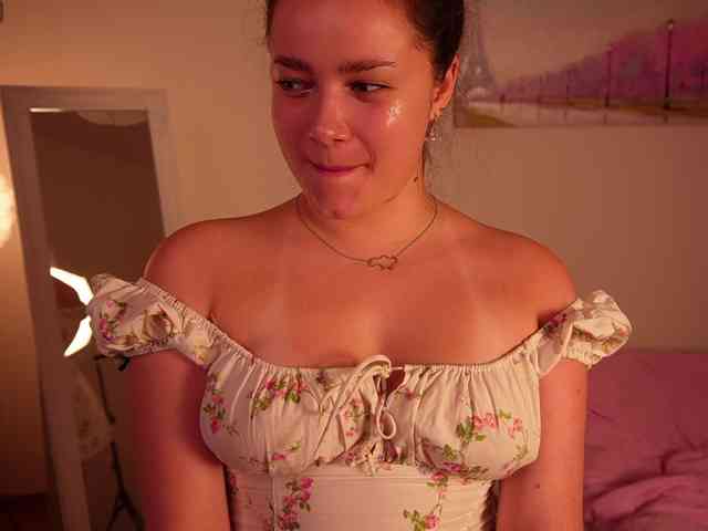 rizzcaprice webcam