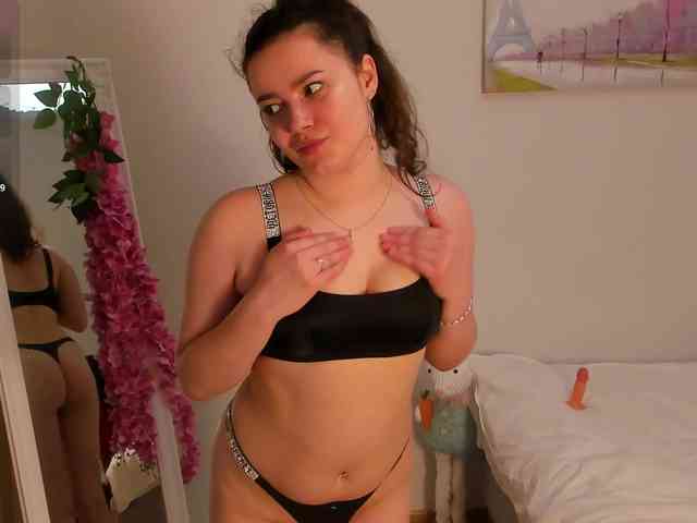 rizzcaprice webcam