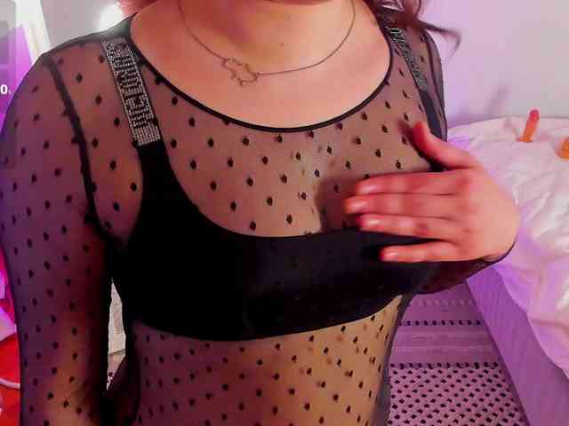 rizzcaprice webcam