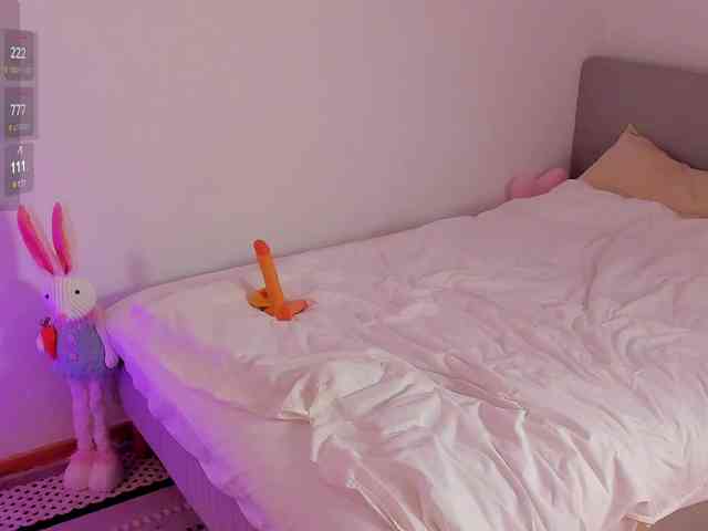 rizzcaprice webcam