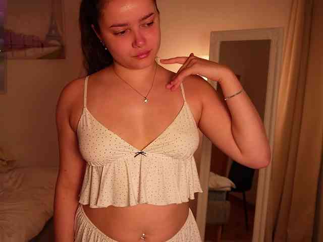 rizzcaprice webcam