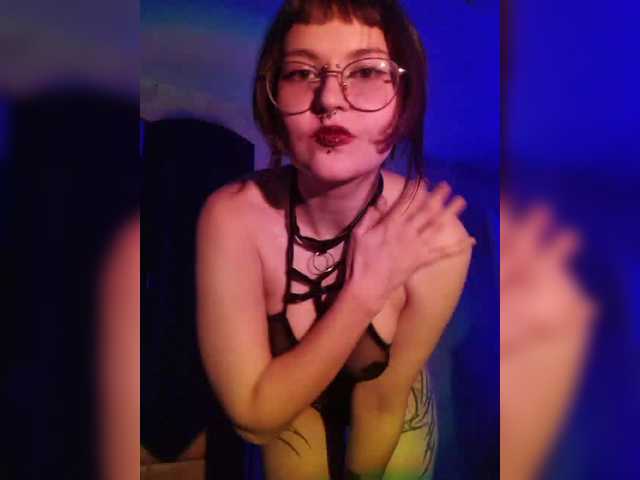 BattyGothic02's BongaCams show and profile