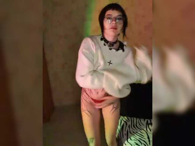 BattyGothic02's BongaCams show and profile