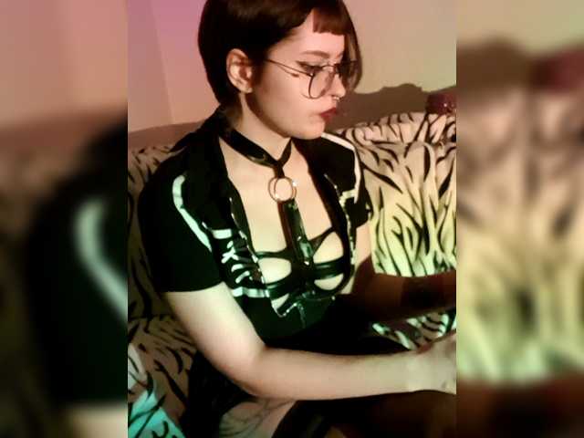 BattyGothic02's BongaCams show and profile