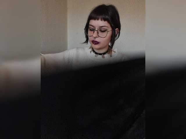 BattyGothic02's BongaCams show and profile