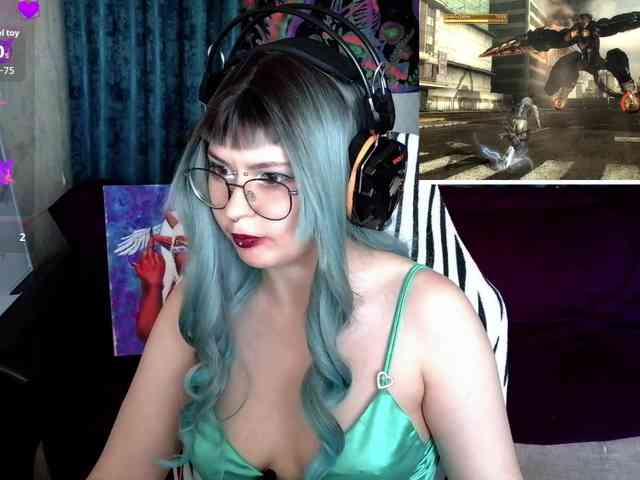 BattyGothic02 webcam