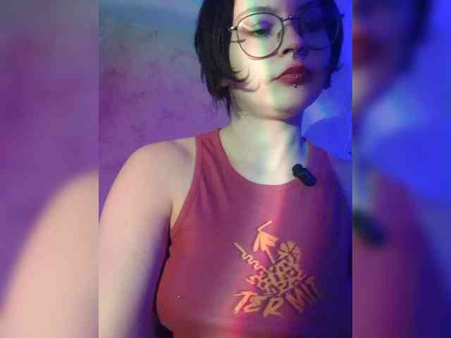 BattyGothic02 webcam