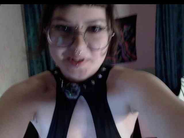 BattyGothic02 webcam