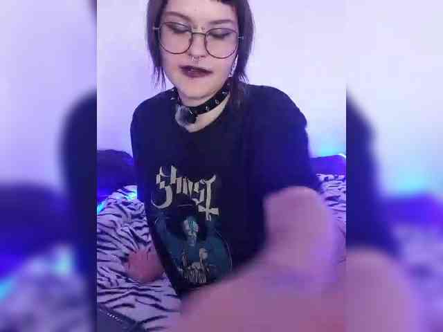 BattyGothic02 webcam