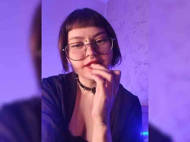 BattyGothic02 webcam