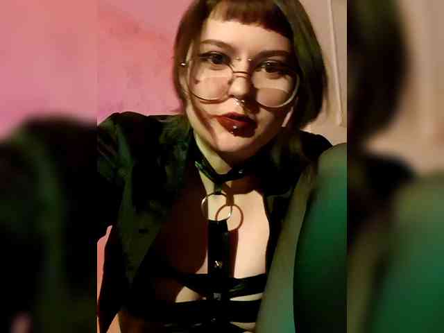 BattyGothic02 webcam