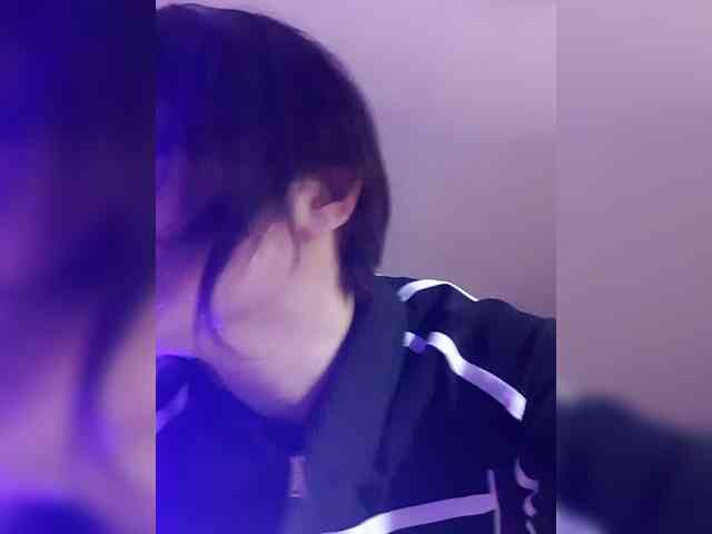 BattyGothic02 webcam