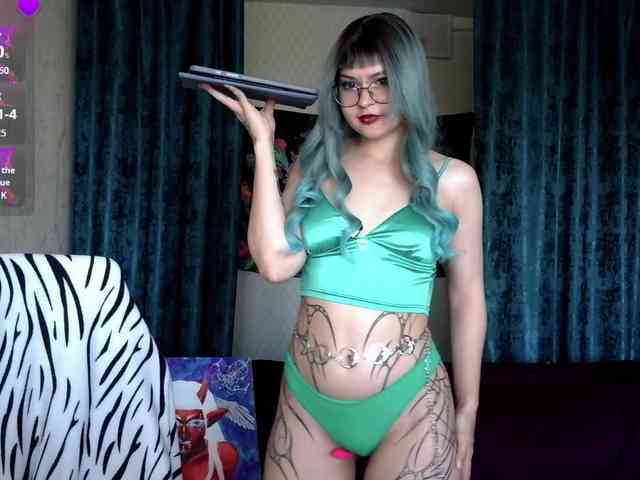 BattyGothic02 webcam