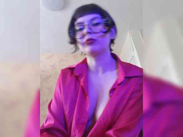 BattyGothic02 webcam