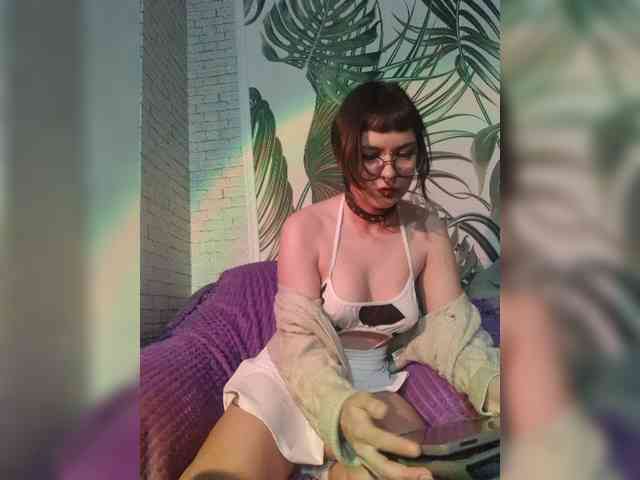 BattyGothic02 webcam