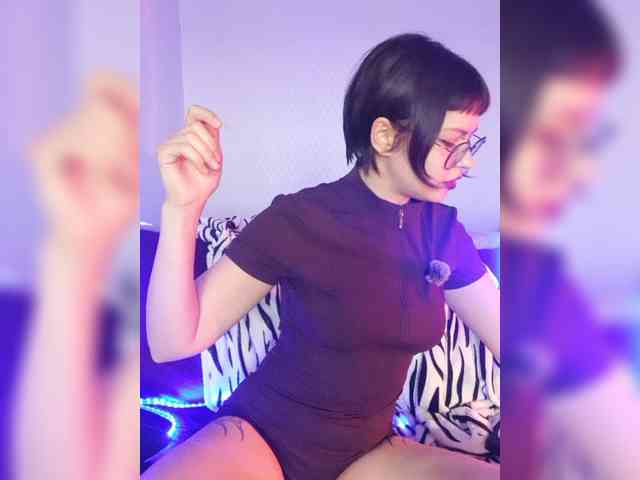 BattyGothic02 webcam
