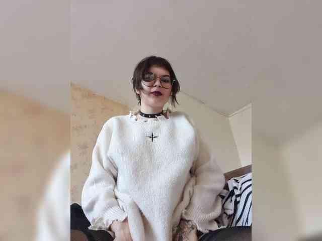 BattyGothic02 webcam