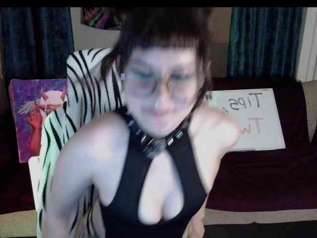 BattyGothic02 webcam