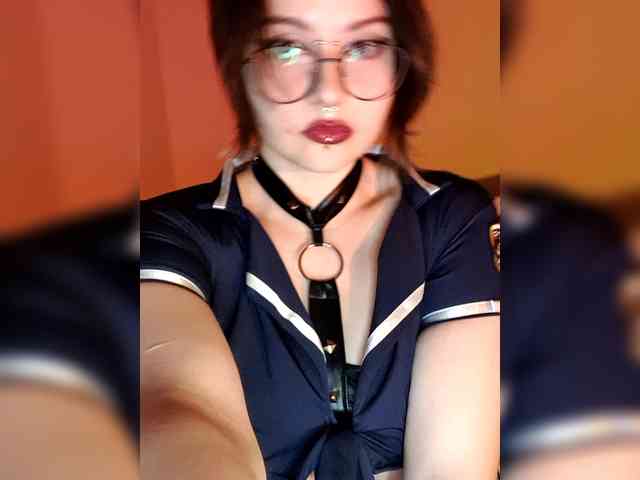 BattyGothic02 webcam