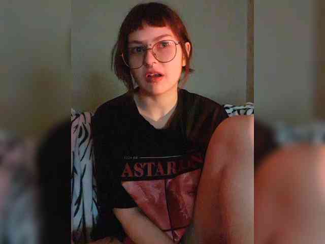 BattyGothic02 webcam