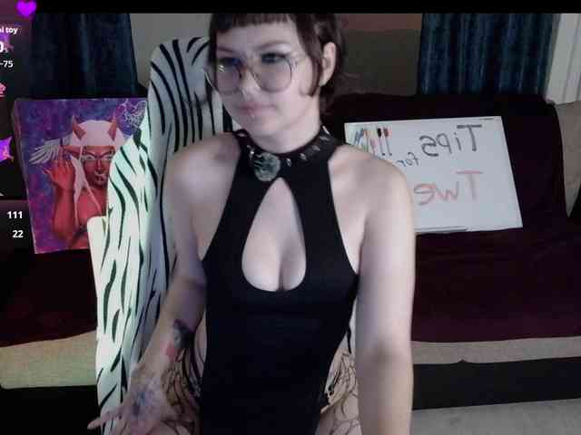 BattyGothic02 webcam