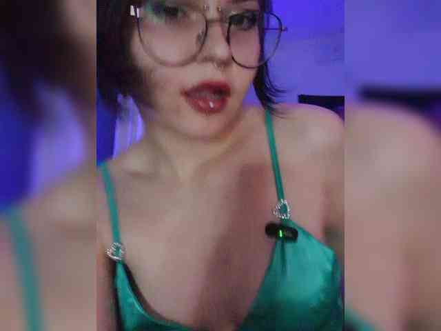 BattyGothic02 webcam