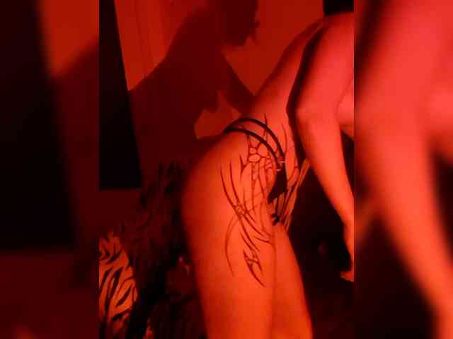 BattyGothic02 webcam