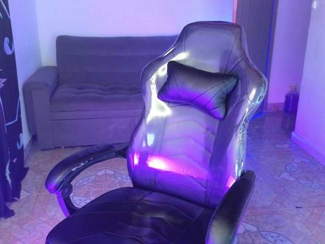 nikolwalter live cam on BongaCams