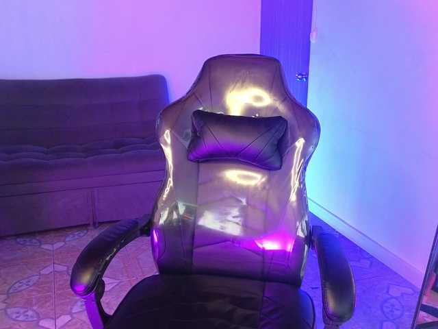 nikolwalter live cam on BongaCams