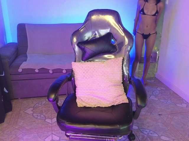 nikolwalter live cam on BongaCams