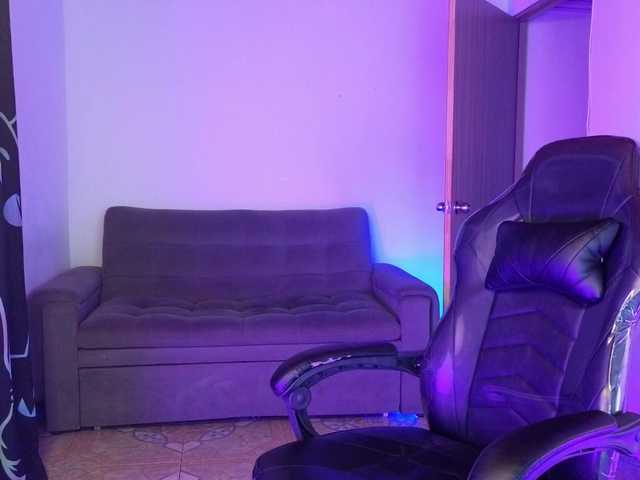nikolwalter live cam on BongaCams