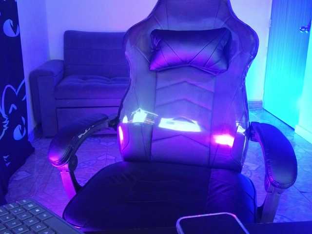 nikolwalter live cam on BongaCams