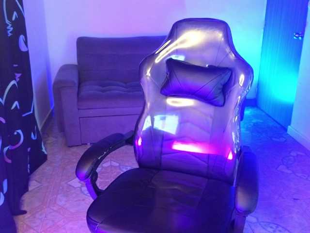 nikolwalter live cam on BongaCams