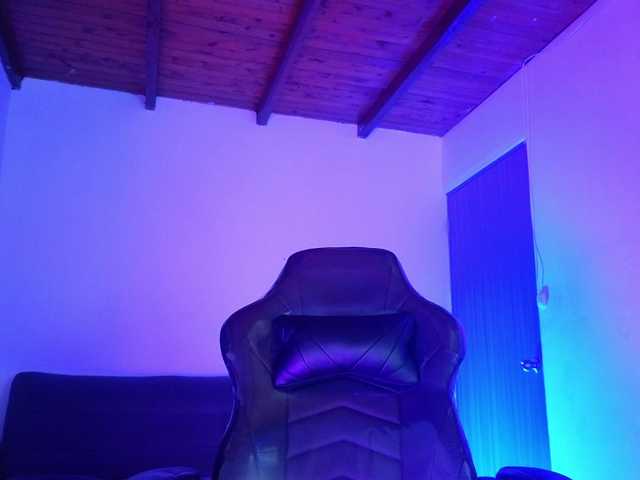 nikolwalter live cam on BongaCams